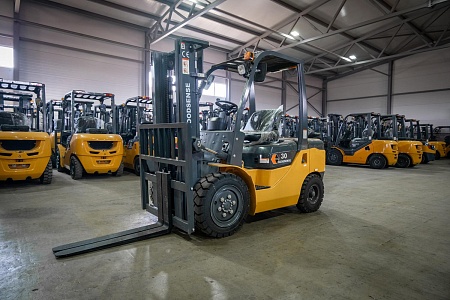  Дизельный погрузчик GOODSENSE FD30 3,0т 3,0м Xinchai Арт 131185 низкие цены 